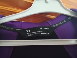 Chaqueta Under Armour Morada Mujer