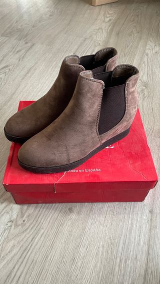 Botines marrones de cuña