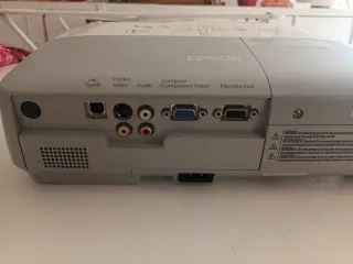 Proyector Epson EB-X6 En buen estado