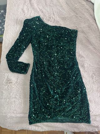Vestido lentejuelas verde un hombro