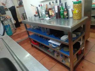 Mesa de hostelería de acero inoxidable