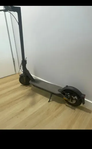 Patinete Eléctrico Negro