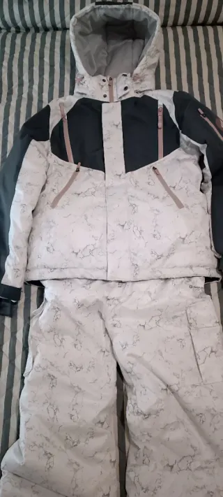 Conjunto esquí mujer chaqueta y pantalón