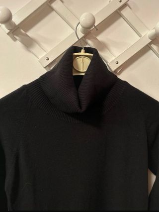 Vestito collo alto nero