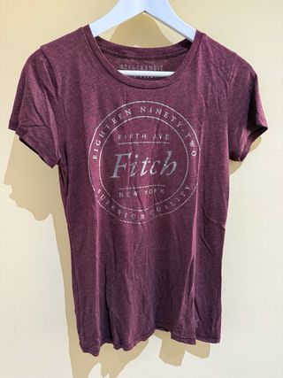 Camiseta Abercrombie & Fitch Morada Mujer