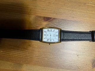 Reloj Seiko Vintage Negro y Dorado
