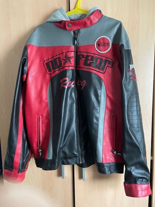 Chaqueta de cuero No Fear Negra y Roja