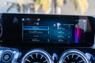 MERCEDES-BENZ GLB 200D 150CV