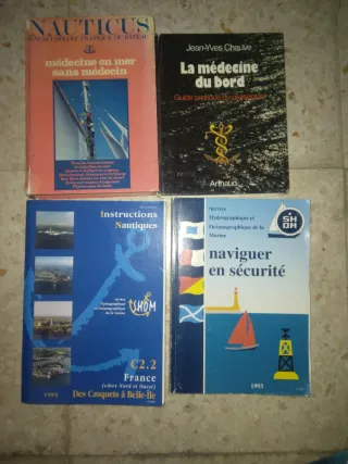 Libros de navegación en francés e inglés
