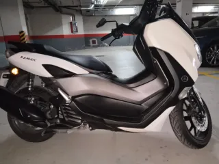 Yamaha NMAX ¡Solo 2643km!