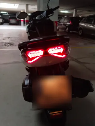 Yamaha NMAX- Como Nueva