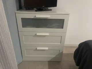 Cómoda 3 cajones con frontal de cristal