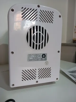 Nevera portátil coche 12V nueva