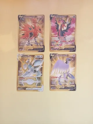 Cartas Pokémon Doradas