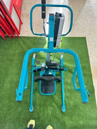 Grua AKS dúo + Arnés Bipedestación