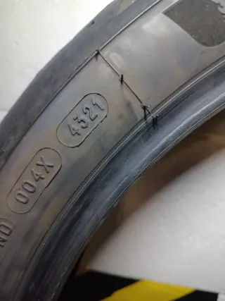 Michelin Road 6 110/80 ZR19 Rueda Moto