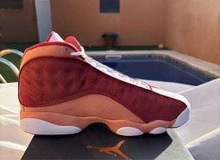 Air Jordan Retro 13 Dune Red