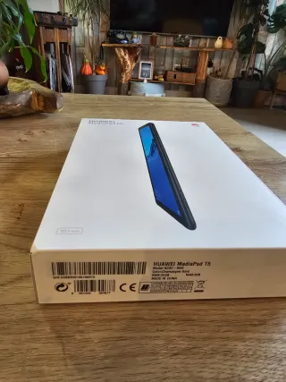 Huawei Mediapad T5 Tablet con Teclado Azul