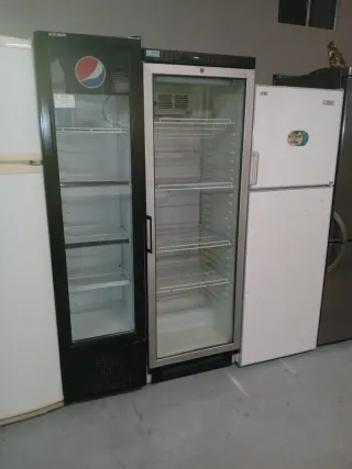 Frigoriferi in vetro