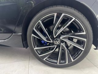 Volkswagen Golf R 320CV