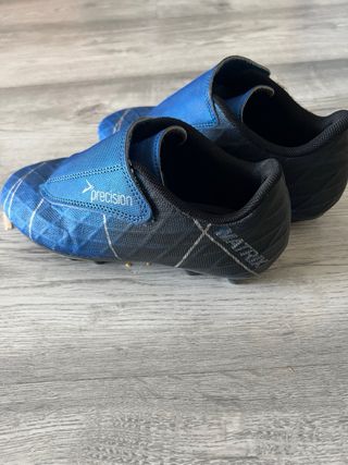 Botas Fútbol Niño Precision Matrix T34