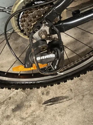 BICICLETA DE MONTAÑA MARCA TREK