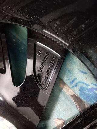 Llantas 19” VW Golf GTI Modelo Adelaide