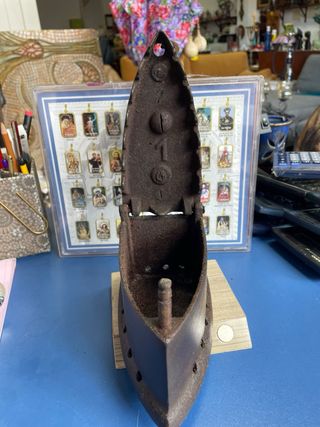 Plancha de carbón antigua