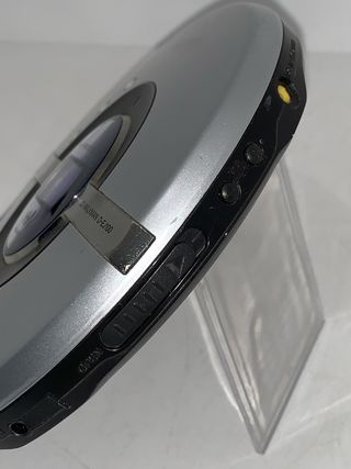 Walkman Sony DEJ100 CD Player