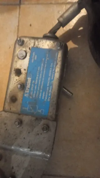 Polipasto de palanca y cable de acero