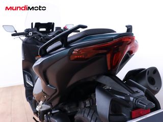 YAMAHA T-MAX 560 TECH MAX