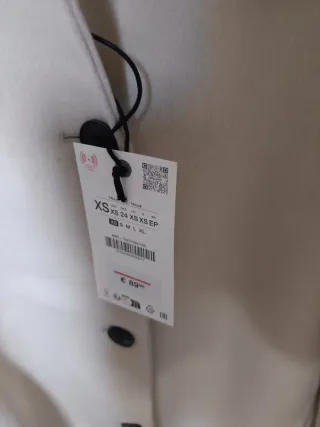 Cazadora Zara Beige con Cuello Pelo Talla xs