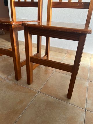 Juego de 3 sillas de madera