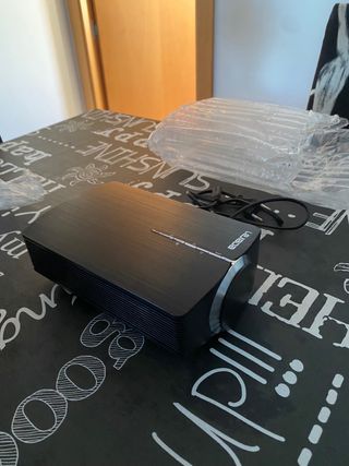 Proyector LED, con pantalla de tela de regalo