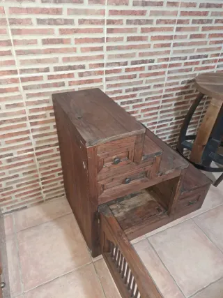 Escalera decorativa de madera de roble