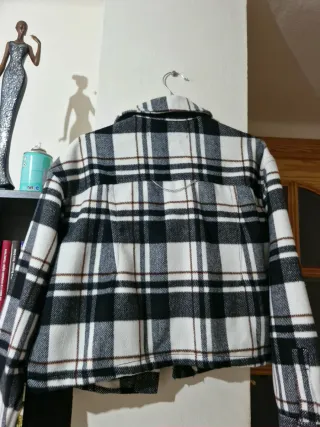 Chaqueta ZARA cuadros blanco y negro