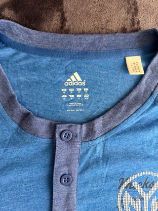 Camiseta Adidas Retro Manga Raglán Azul/Gris.