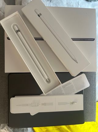 iPad 9 Gen + Apple Pencil + Funda Teclado