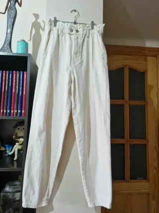 Pantalones beige paper bag