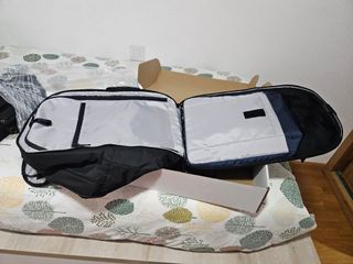 Mochila Tomtoc 32L Negra