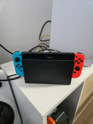 Nintendo Switch Azul y Rojo
