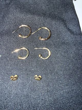 Pendientes Aro Uno de 50 Dorados