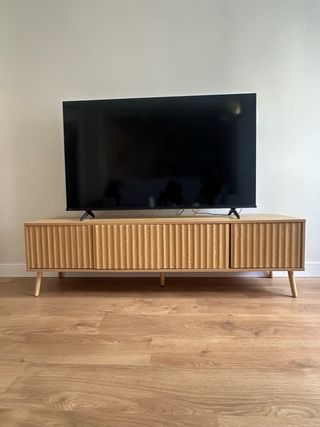 Mueble TV madera nórdico