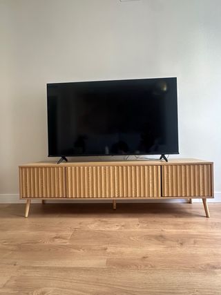 Mueble TV madera nórdico