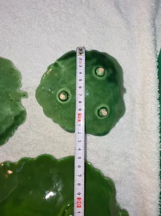 Platos decorativos hoja cerámica verde