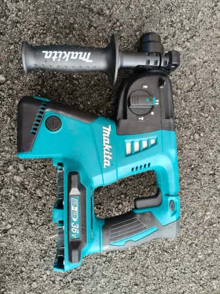 Martillo ligero Makita 36V