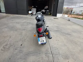 Suzuki Intruder M800 2013