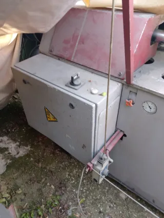 Curvadora industrial