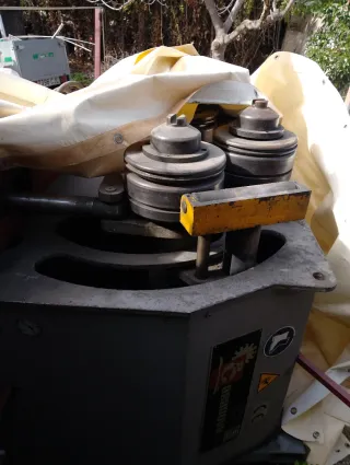 Curvadora industrial