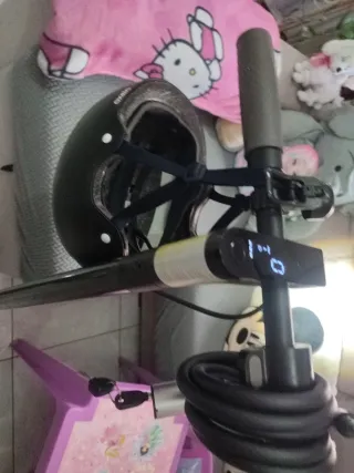 Patinete Eléctrico Xiaomi con Candado y Casco